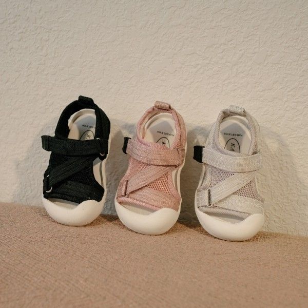 2020 summer new children's shoes 0-1-3-year-old baby's Webbing anti kicking Baotou sandals baby's soft bottom walking shoes
