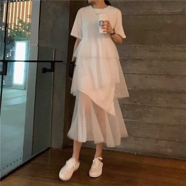 South Korea spring and summer 2020 new women's wear South Korea short sleeve splicing mesh irregular cake dress
