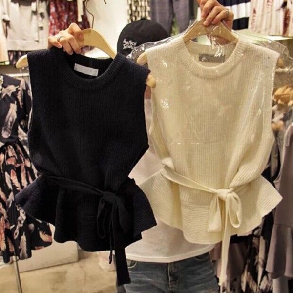 South Korea 2020 spring and Autumn New Women's wear Korean version net red tie waist closed waistless sleeveless head knitted vest sweater
