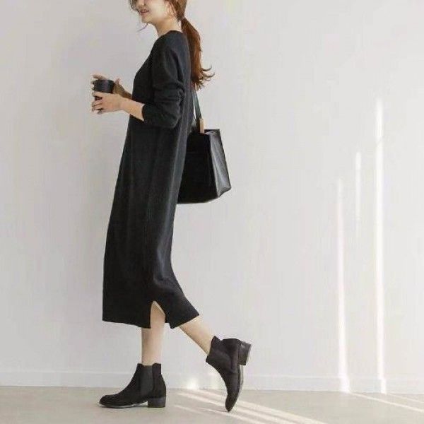 Spot languid women's winter South Korea loose and slender wool dress knee over sleeve bottomed knitted dress
