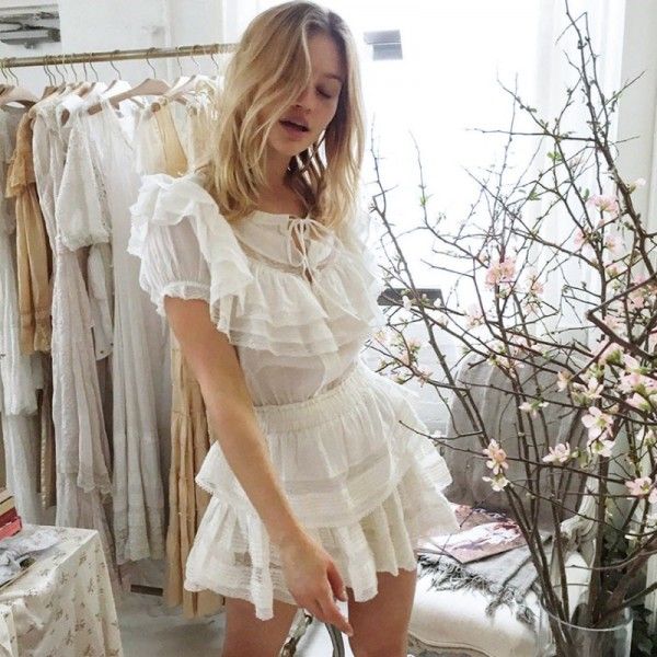 Spring and summer 2020 new water soluble lace splicing puffy skirt hollow out Ruffle short sleeve dress European and American women's wear
