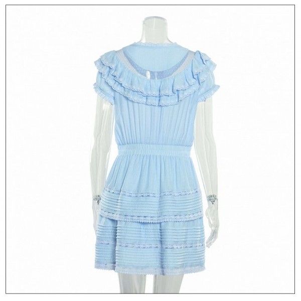 Spring and summer 2020 new water soluble lace splicing puffy skirt hollow out Ruffle short sleeve dress European and American women's wear
