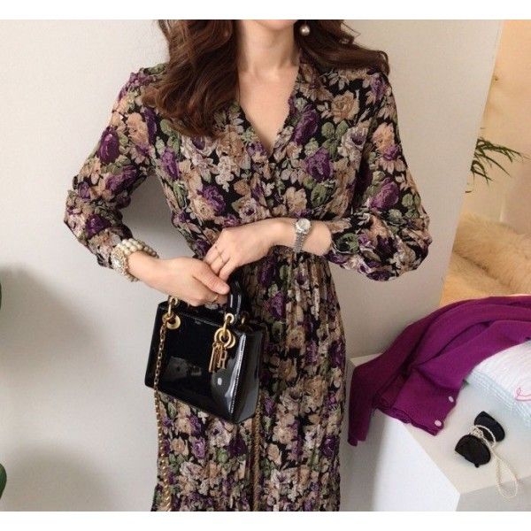 Cross border source 2020 east gate of Korea chic early spring V-neck pleated high waist thin Floral Dress
