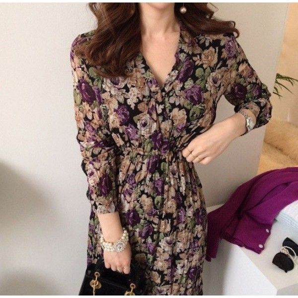 Cross border source 2020 east gate of Korea chic early spring V-neck pleated high waist thin Floral Dress
