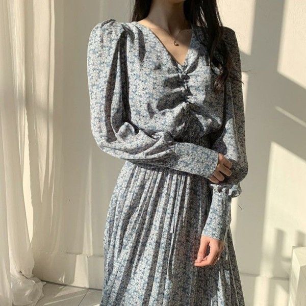 Chic South Korea careful machine pleated small V-neck floral waist show thin pleated long dress woman
