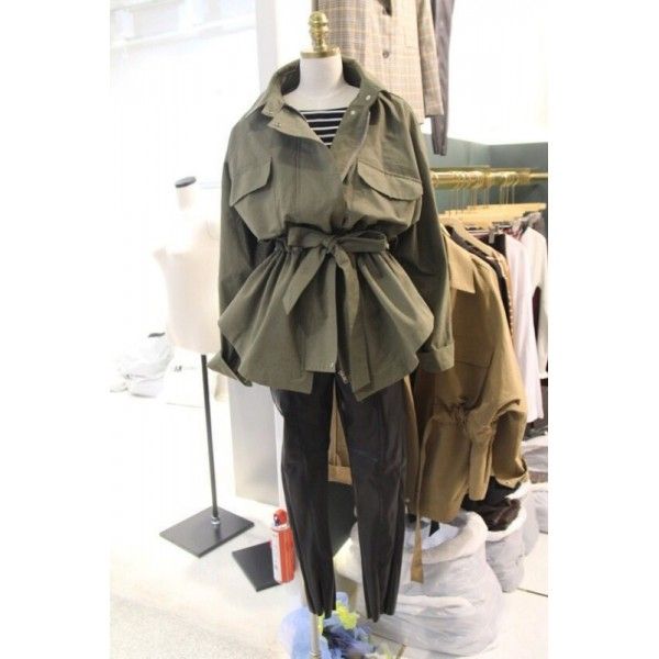 South Korea 2020 spring and Autumn New Women's clothing Korean design sense Lapel waistband lace up long sleeve jacket trench coat
