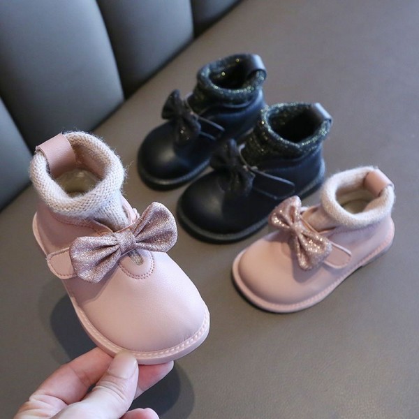 Autumn and winter 2020 new girl princess shoes soft soled 1-2 year old baby walking shoes children's Plush winter cotton shoes 