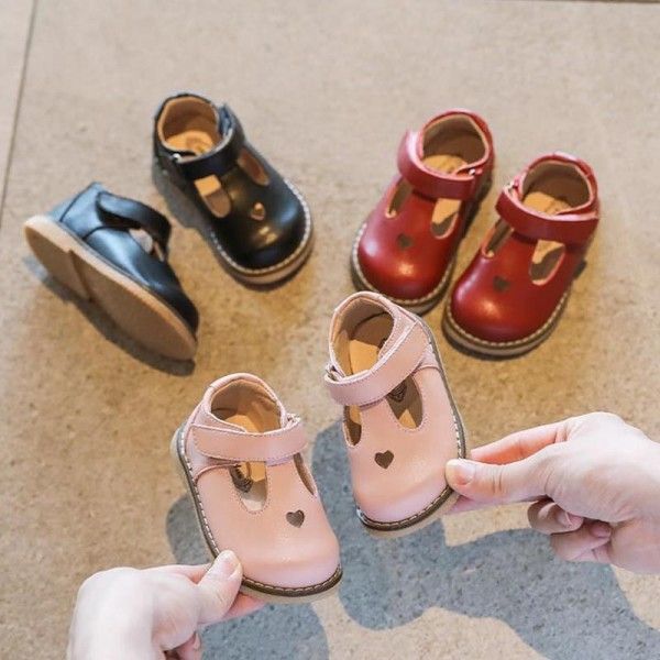 Spring and autumn girls leather shoes 2020 new leather baby walking shoes