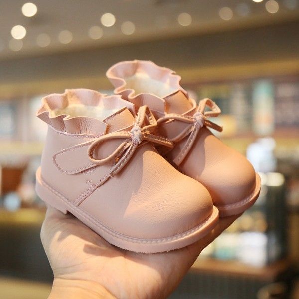 Autumn and winter 2020 new 1-3 year old girl's short boots Toddler Soft soled Plush Princess cotton boots Korean baby shoes 