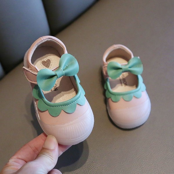 Spring and autumn girls' shoes 1-3 year old baby walking shoes non slip soft sole autumn children's flower princess single shoes 2