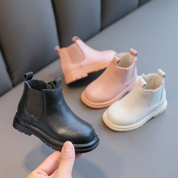 Baby boots little girl 1-3 years old toddler shoes baby soft soled children's Martin boots Plush in autumn and winter