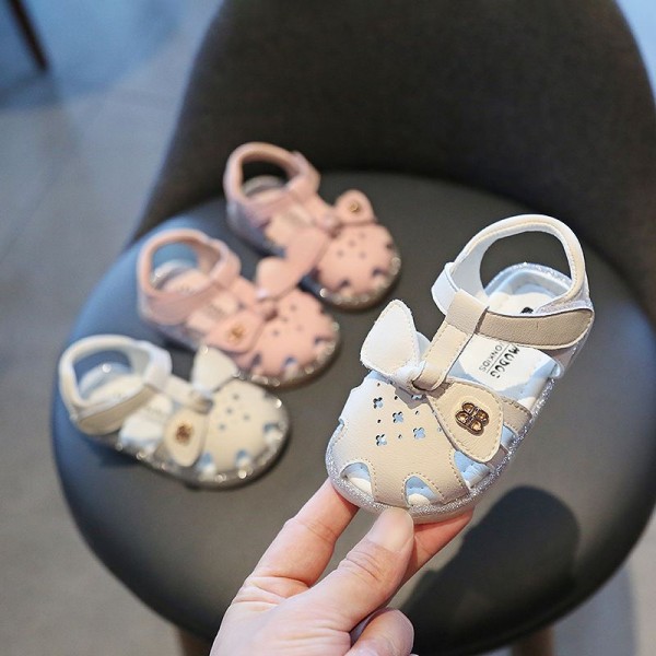 Summer 0-1-2 year old girl's sandals girl's baby soft soled walking shoes children's Baotou princess shoes children's shoes 