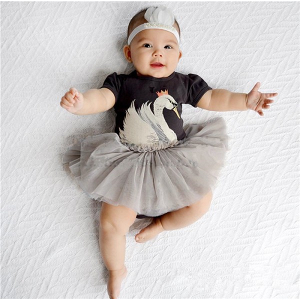 0.45ew European and American children's clothing new Swan one-piece baby clothing triangle climbing suit children's skirt K22