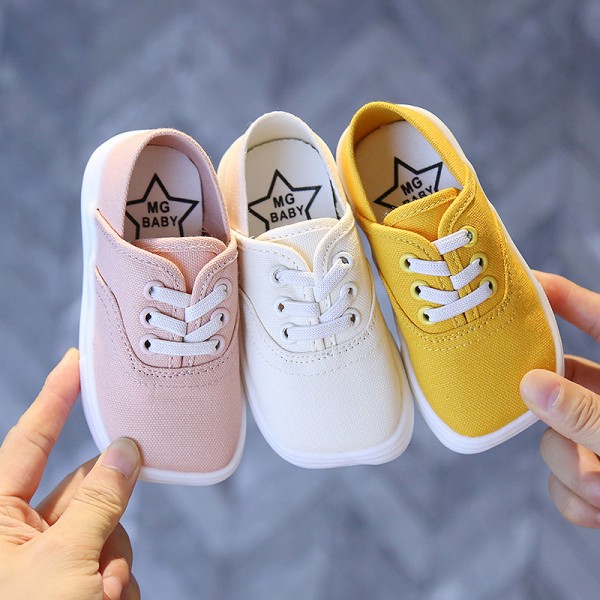 2020 new girls' one foot cloth shoes children spring and autumn summer canvas shoes Korean Board Shoes Boys' little white shoes
