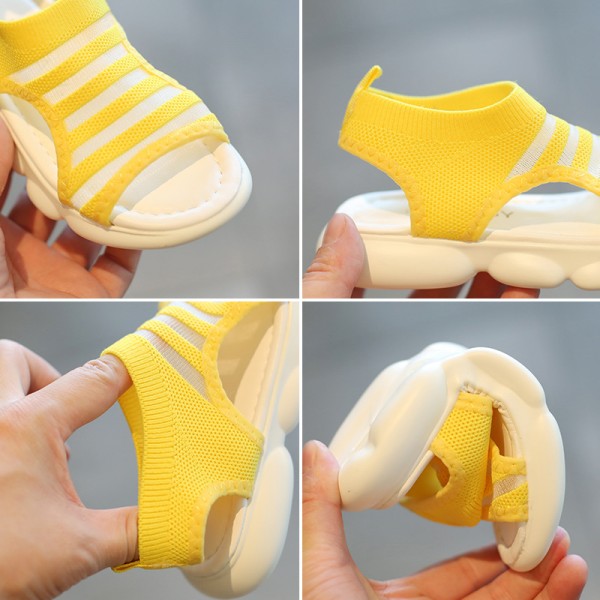 Girls' flying Sandals New Korean children's princess shoes in summer