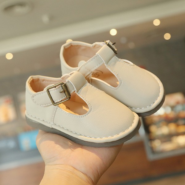 New children's shoes in spring and summer of 2021