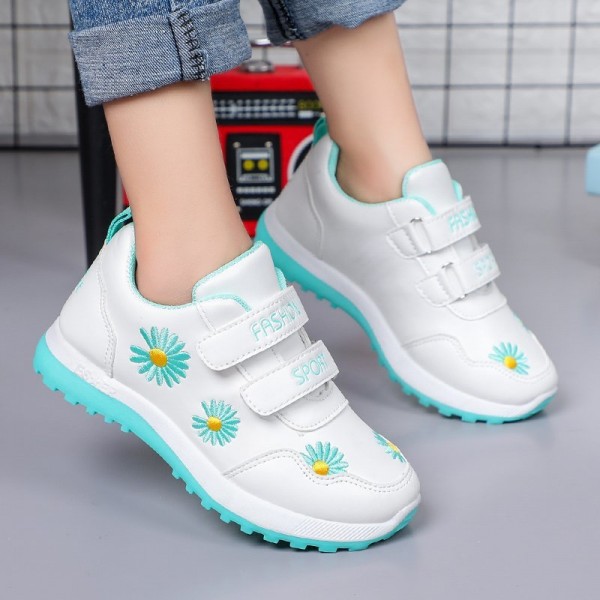 Spot 2020 autumn neutral artificial leather cute children's Little Daisy sports shoes Velcro waterproof children's shoes