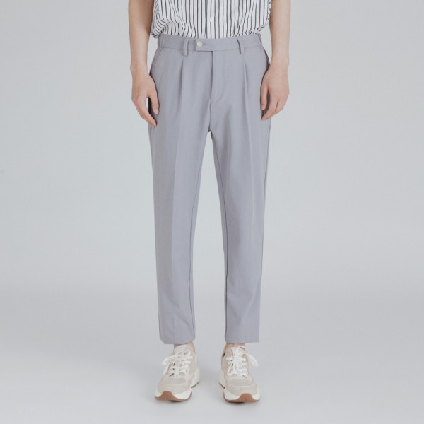 Men's slim and fashionable pants in summer 2021