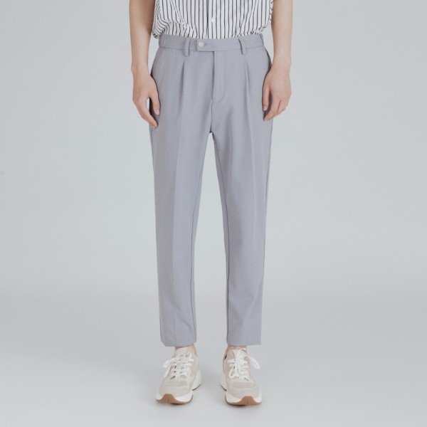 Men's slim and fashionable pants in summer 2021