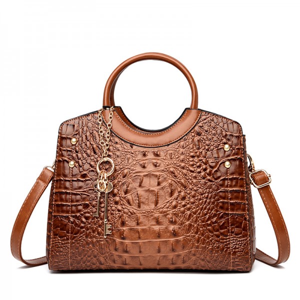 Alligator lady's handbag new European and American retro shoulder bag high grade fashion leisure messenger bag