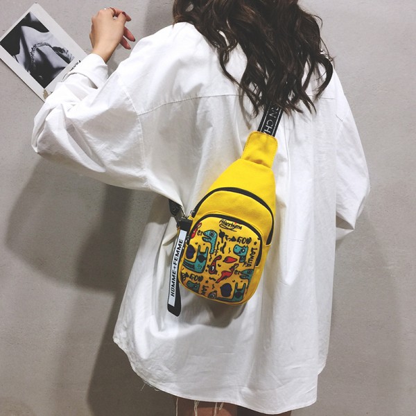 2021 new fashion custom mobile phone bag Korean women's chest bag trend printing personality slant across the bag femininity