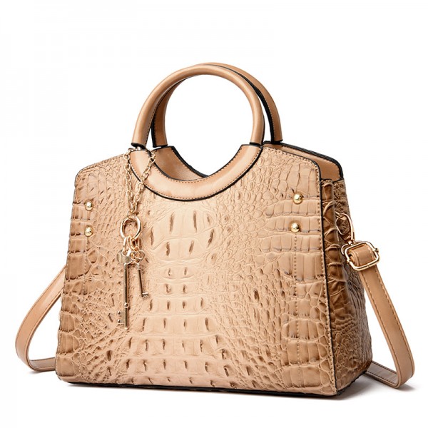 Alligator lady's handbag new European and American retro shoulder bag high grade fashion leisure messenger bag