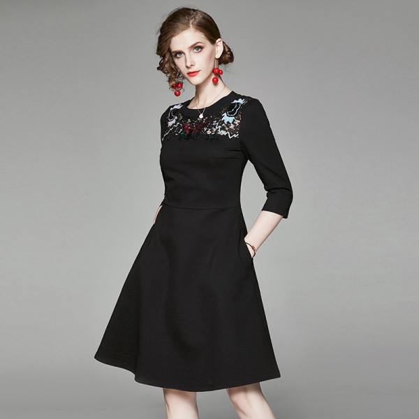 1925701 - tail goods handling - return not supported - mind not shooting - dress 
