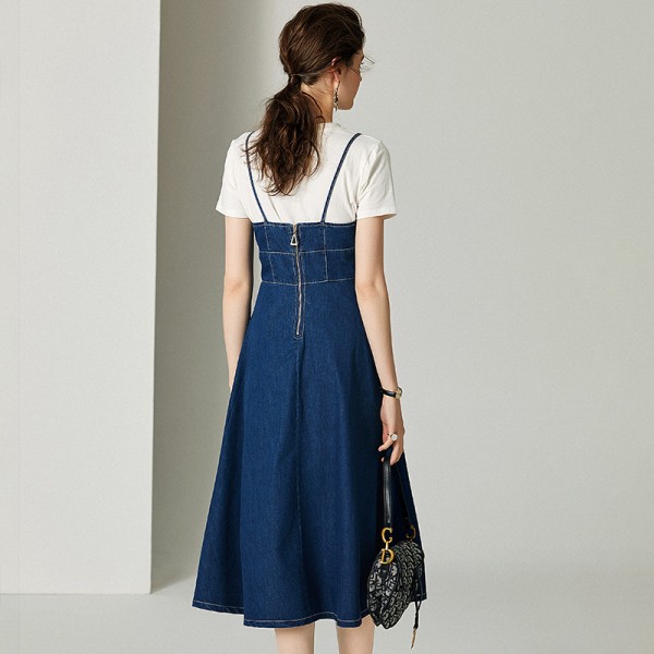 1907209 fashionable and elegant age reducing artifact T-shirt + suspender waist tucked jeans skirt two piece suit spring and summer girl 