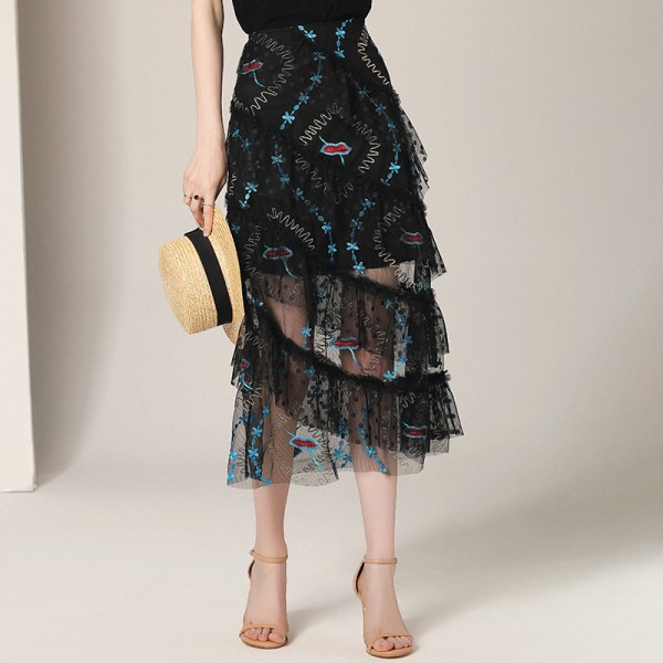 Q1918208-2021 summer new French fashionable high waist slim slim half length A-line skirt embroidered gauze skirt 