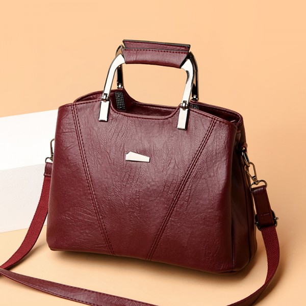 European and American new leisure Women's bag soft leather women's handbag multi-layer large capacity one shoulder bag