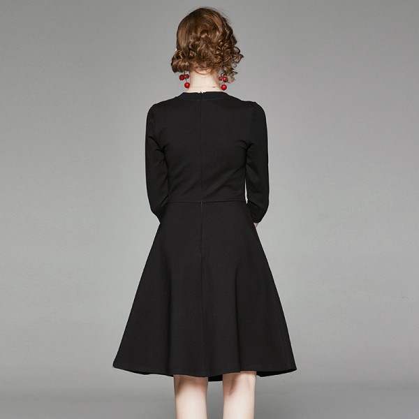 1925701 - tail goods handling - return not supported - mind not shooting - dress 