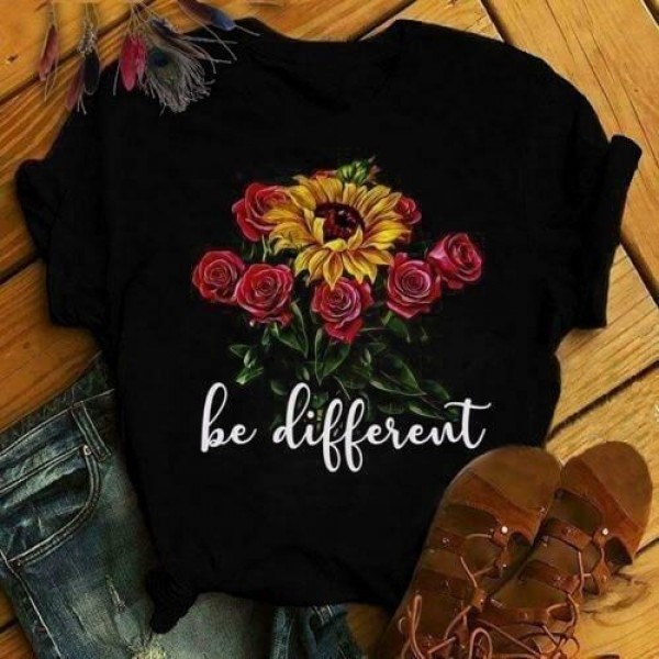 European and American new personalized Street women's t-shirt men and women loose Student Short Sleeve T foreign trade large size perennial supply 