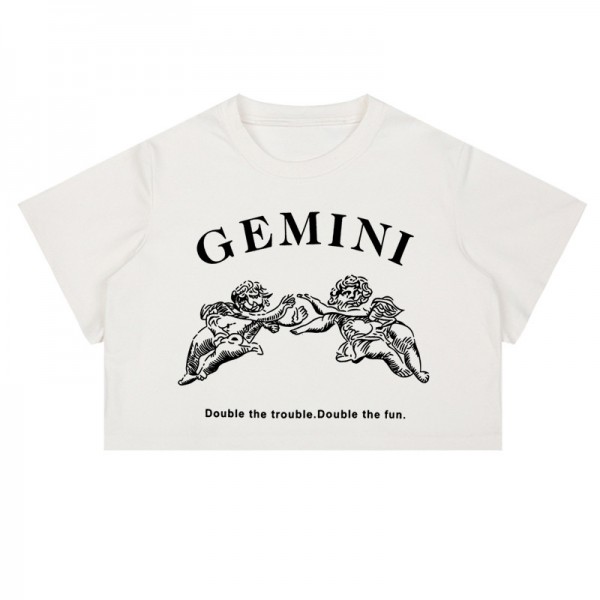 2022 European and American short short sleeved T-shirt women's navel exposed sexy slim Spice Girl European goods top fashion one hair substitute 