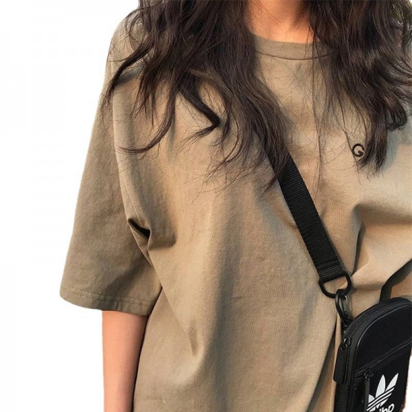 2022 summer Korean Short Sleeved T-Shirt New Military Green Student women's fashion slim loose clothes one hair substitute 