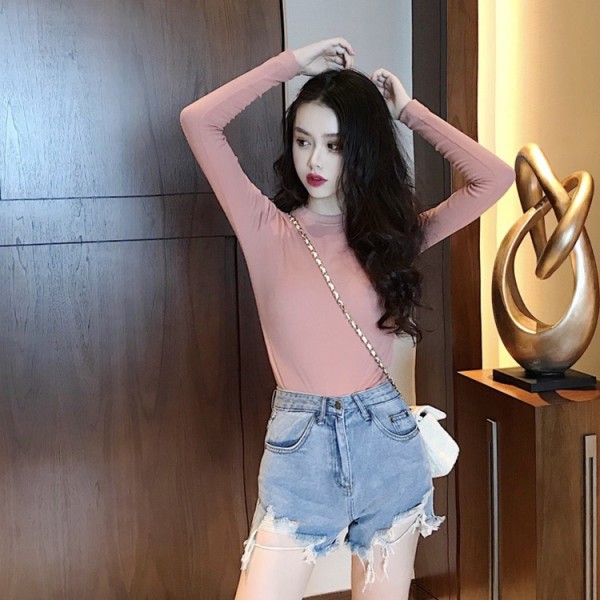 Wholesale 2022 early spring new women's fashion long sleeved t-shirt female Korean student top bottom female one-piece shop 