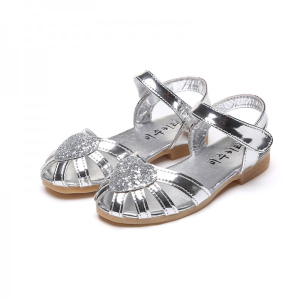 2017 summer new girls' Princess sandals Korean children's beach shoes love fashion baby shoes Taobao pop 