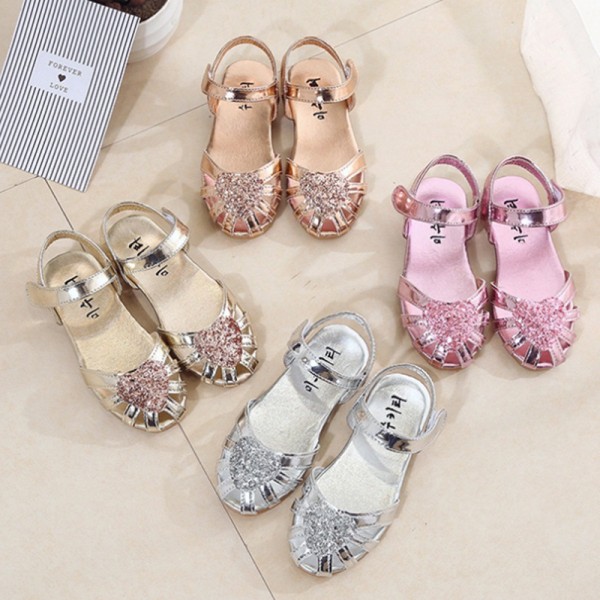 2017 summer new girls' Princess sandals Korean children's beach shoes love fashion baby shoes Taobao pop 